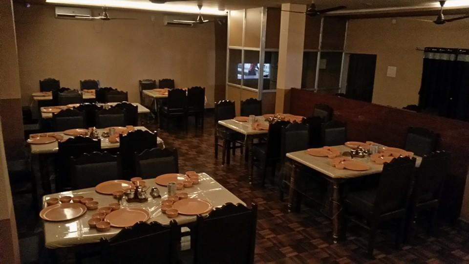 Hotel Bhammars Balangir Buitenkant foto